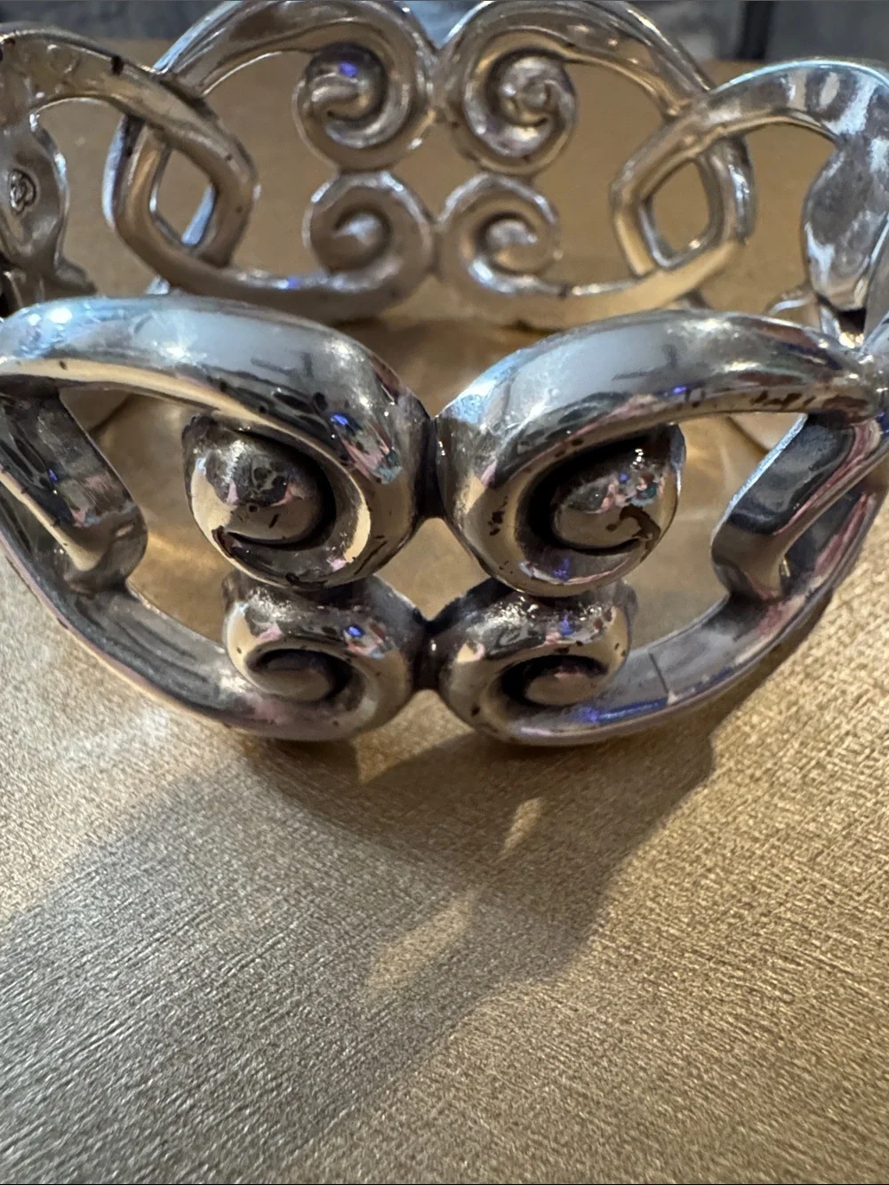 Brighton decorative open
